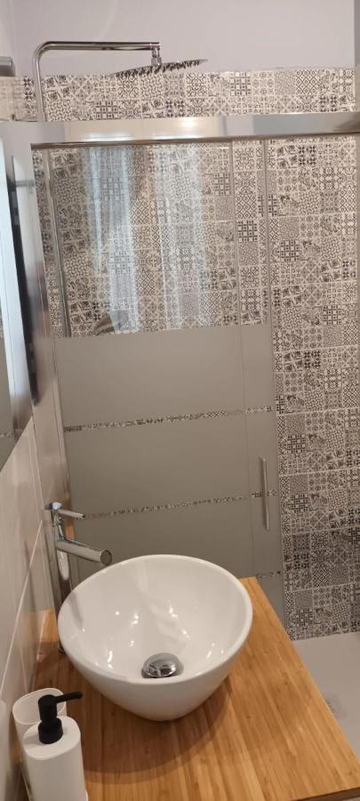 Il Porto Di Ale E Kat Hotel Livorno Bagian luar foto